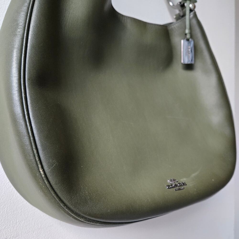Coach Black and Gray Leather Shoulder Bag - Picture 11 of 16